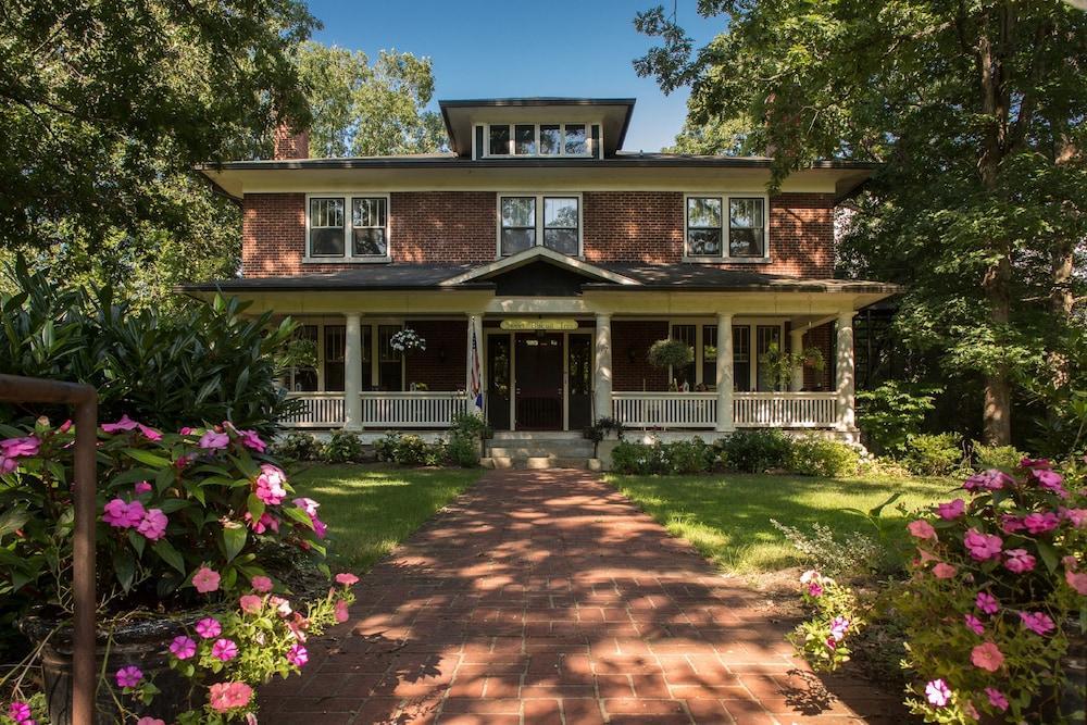 Sweet Biscuit Inn Asheville Exterior photo